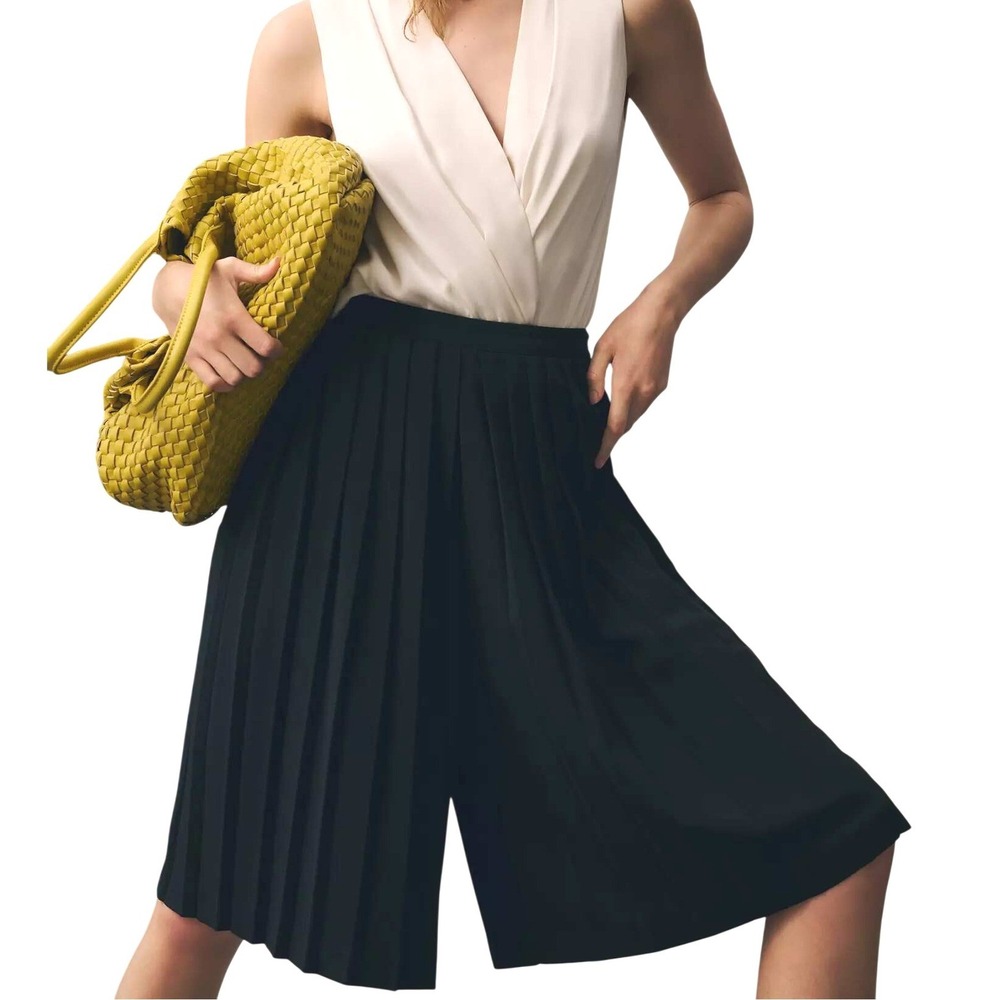 Anthropologie Pleated Culottes Womens 10 Black Wide Leg City Chic Contemporary